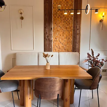 Διαμέρισμα Designer At Pirin Sense *