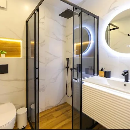 Designer At Pirin Sense Μπάνσκο