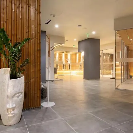 Designer At Pirin Sense Μπάνσκο