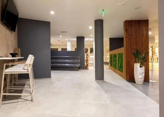 Appartement Designer At Pirin Sense *